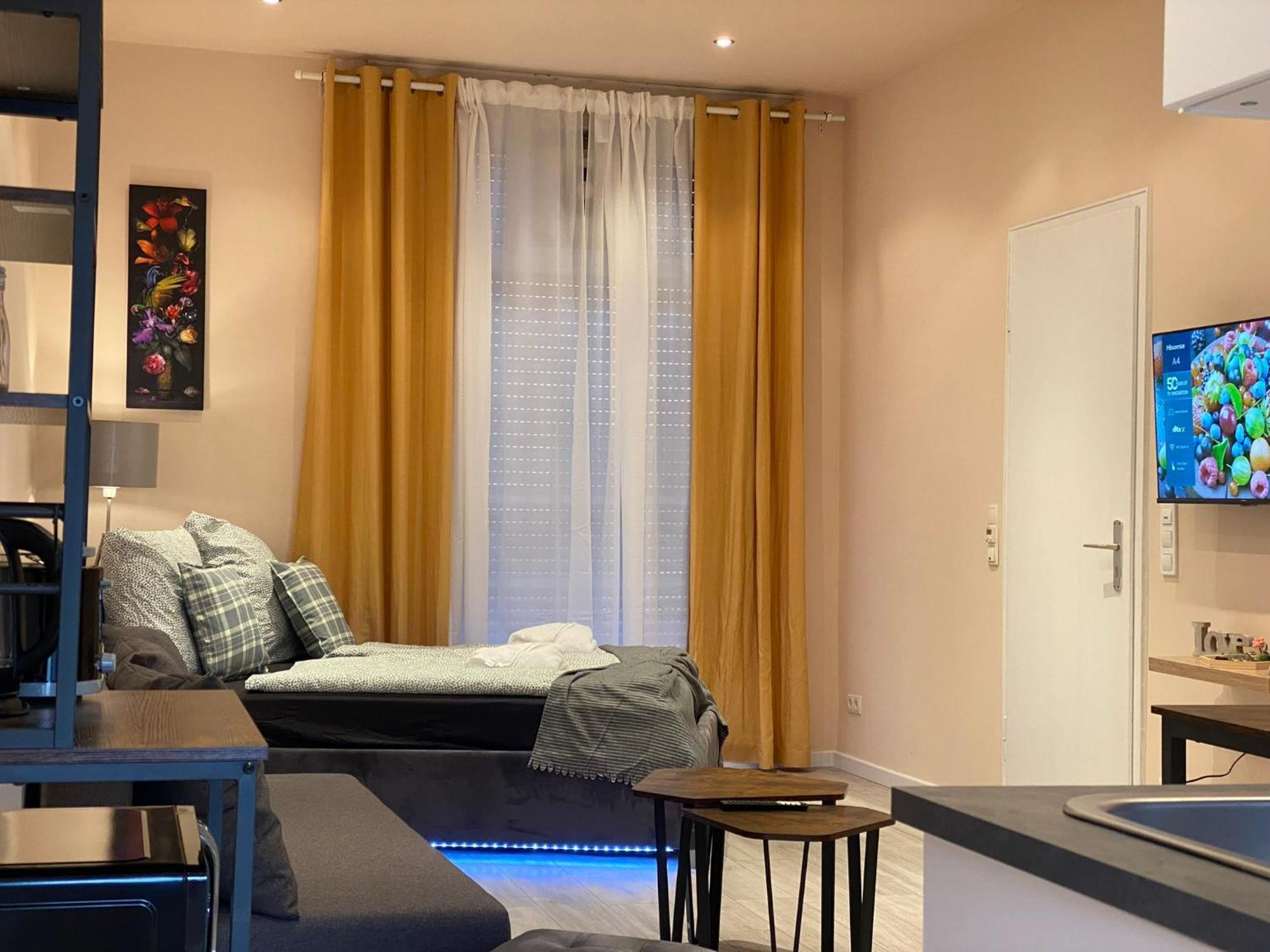 Subway Apartment โคเบลนซ์ ภายนอก รูปภาพ